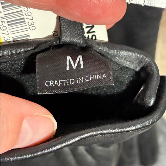 NWT Wilsons Leather Thinsulate Gloves Black Medium - Picture 4 of 4